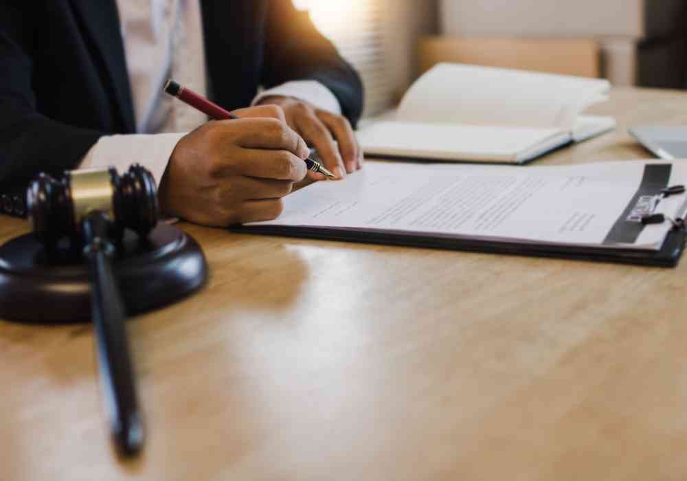 How Do I Choose the Right Probate Attorney for My Needs?
