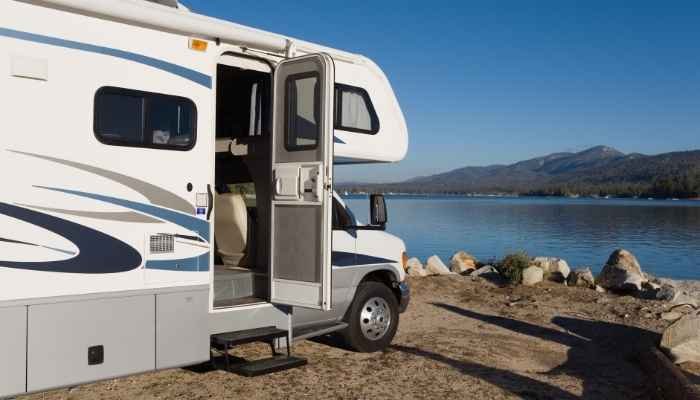 How Can Security Cameras Be Utilized at an RV Facility?