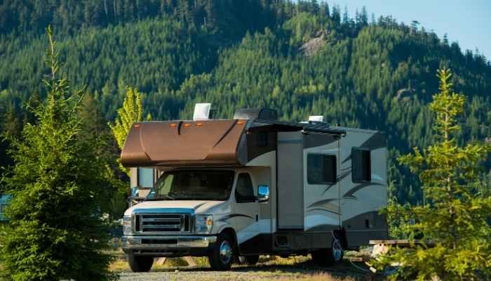 Should RV Storage Offer Covered or Uncovered Spaces?
