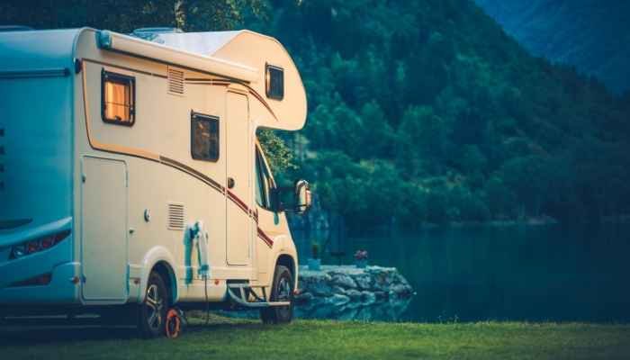 How Competitive Is the RV Storage Market?