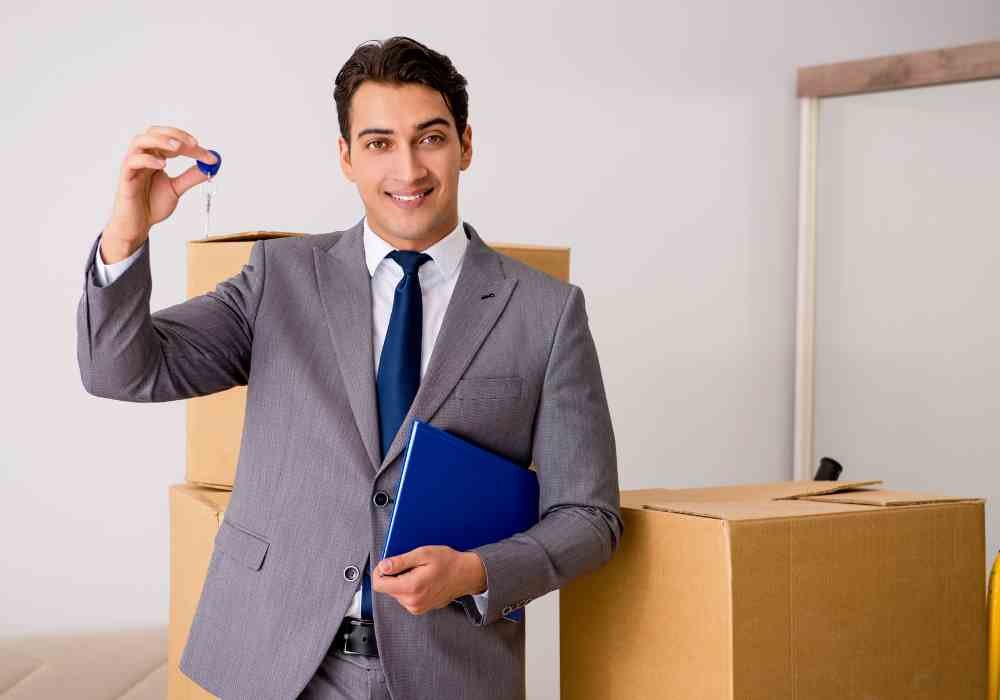How to Become a Commercial Real Estate Agent?